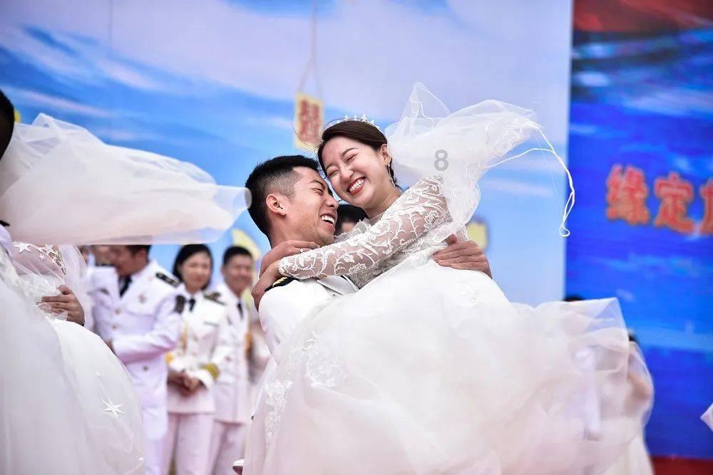 僵尸女友爱爬树