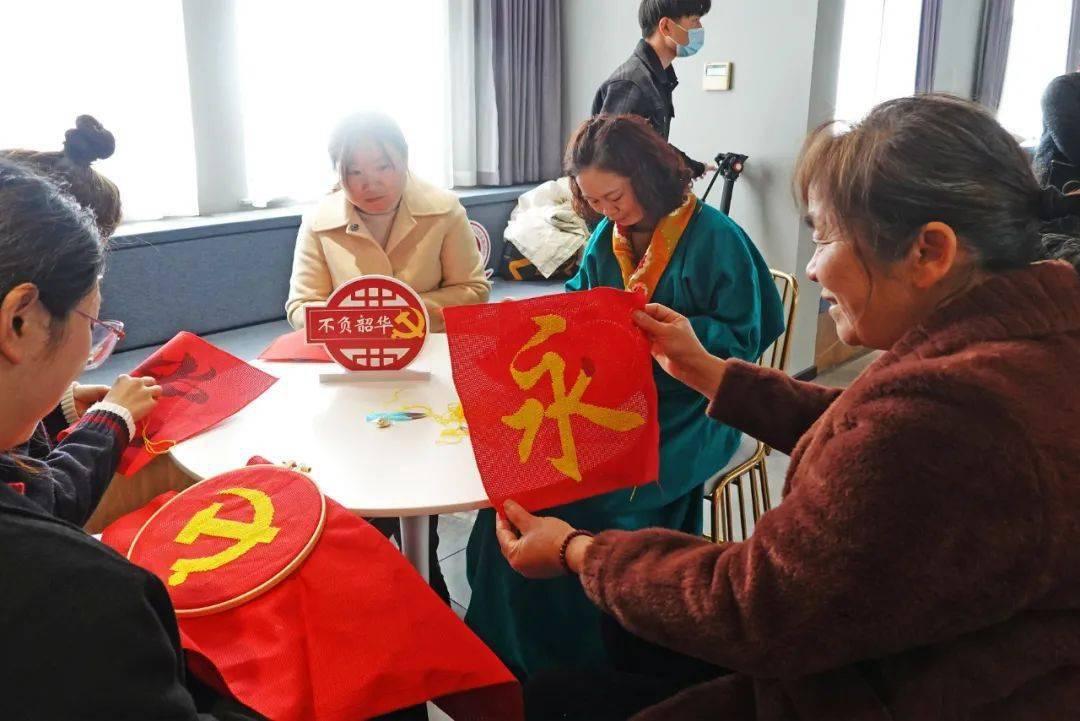 低温雨雪冰冻天气意外受伤频发 湖南急诊医生建议出门走“企鹅步”