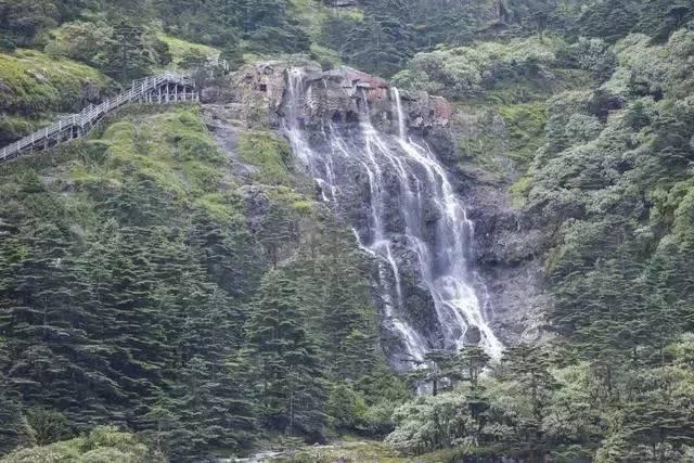 “我国最早的对联是写在什么上面的-高质量内容讨论社区”