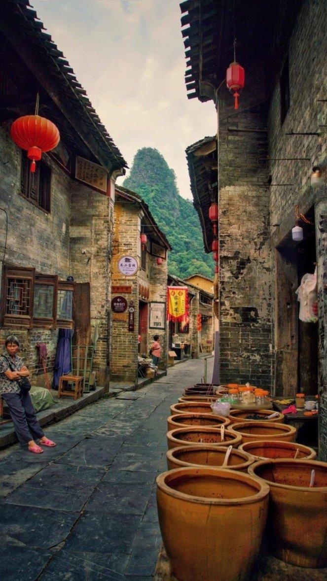 跨湖桥人在8000年前,竟然就已经开始喂养家猪了,真是养殖达人!