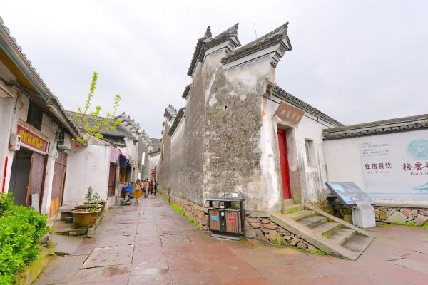解惑小蜗牛—豪爵tr300可以曾大油箱吗?蜗牛问答平台